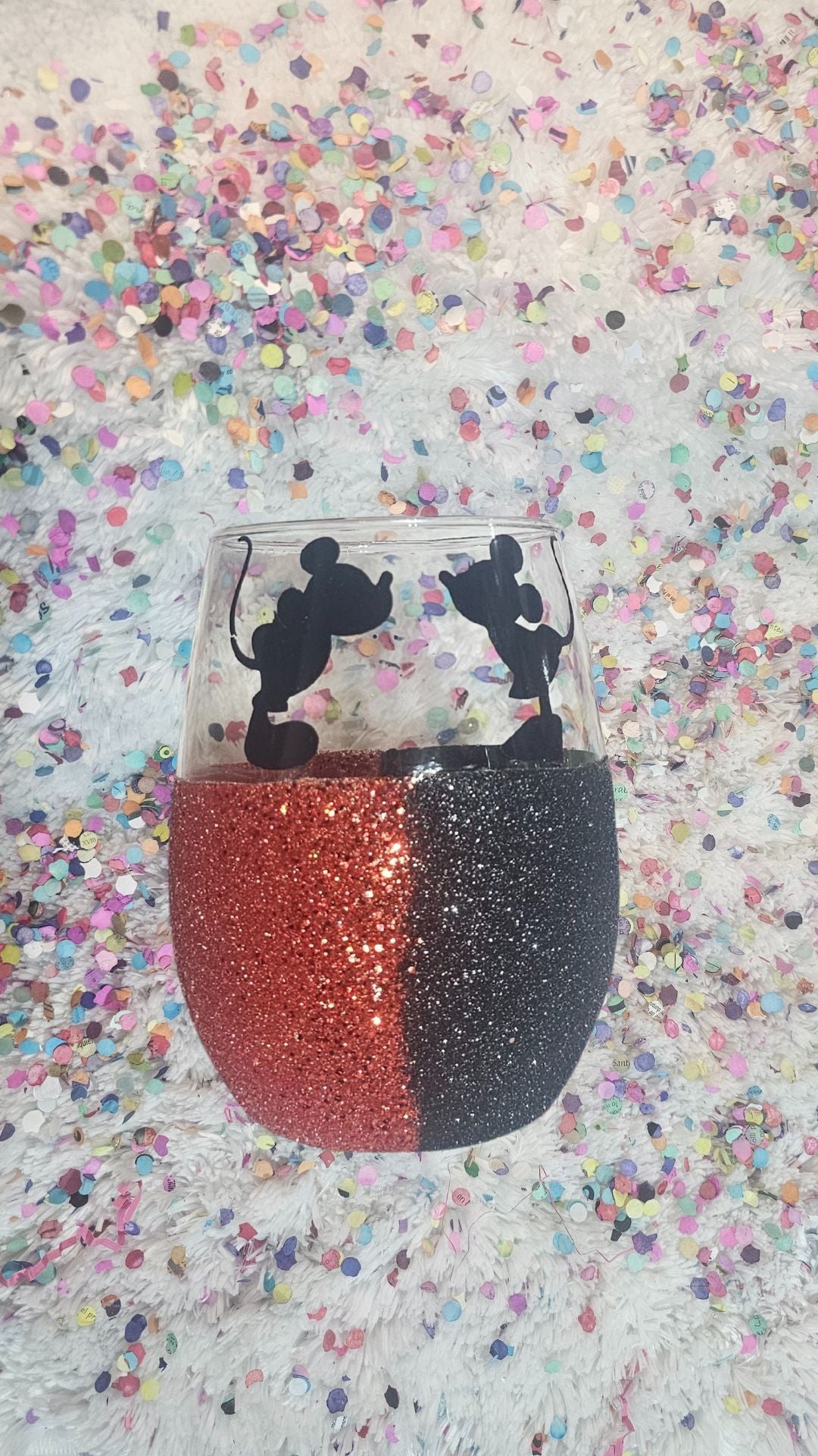 RTS A Classic Romance 20oz Wine Glass