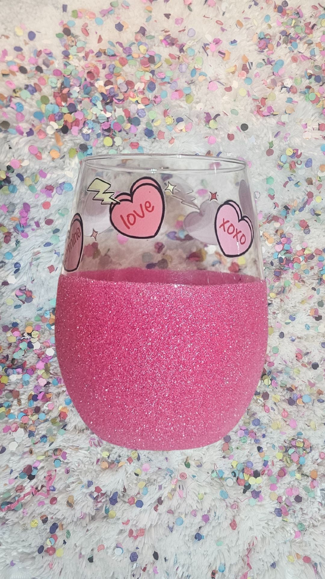 RTS Love Struck 20oz Wine Glass